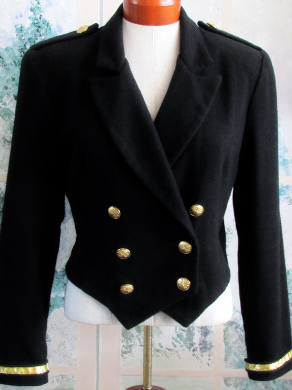 MILITARY STYLE VINTAGE JACKET, CRESTED BUTTONS, BLACK WOOL-ACRYLIC BLEND, S-M